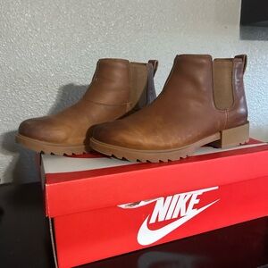 Women’s Sorel ankle booties- size 8.5